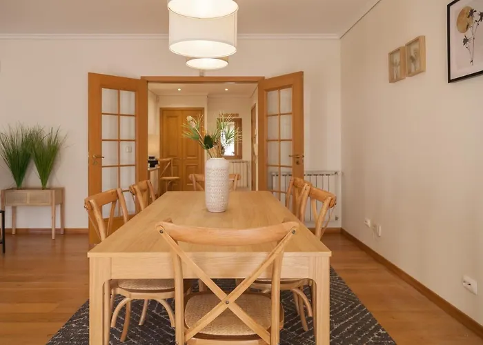 Flh Wooden Spacious *