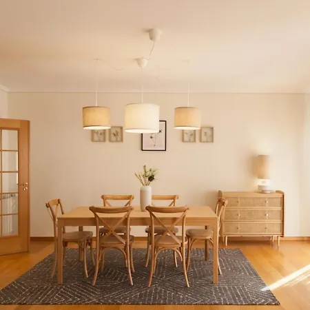 Flh Wooden Spacious דירה קסקאיס