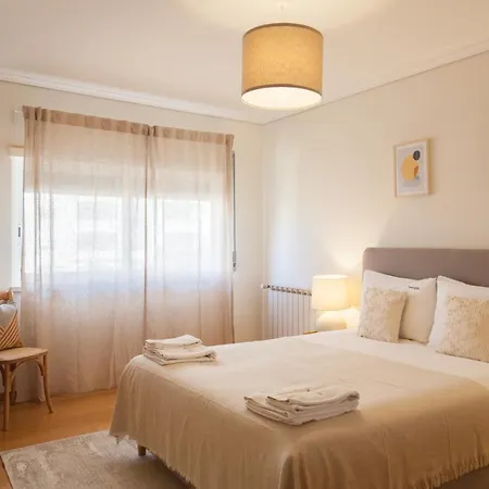 Flh Wooden Spacious * Cascais