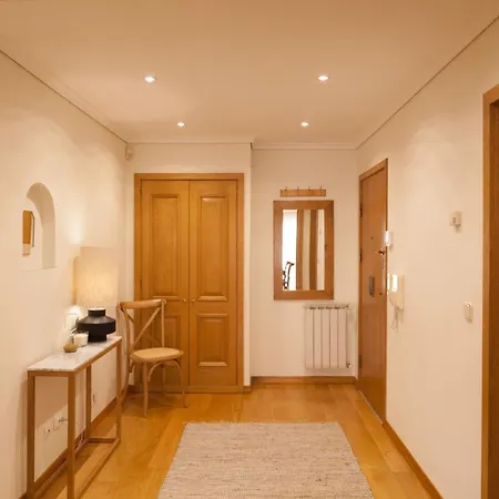 Flh Wooden Spacious *