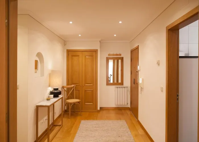 Flh Wooden Spacious *